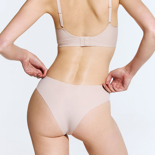 Slim Fit 無痕內褲 膚色