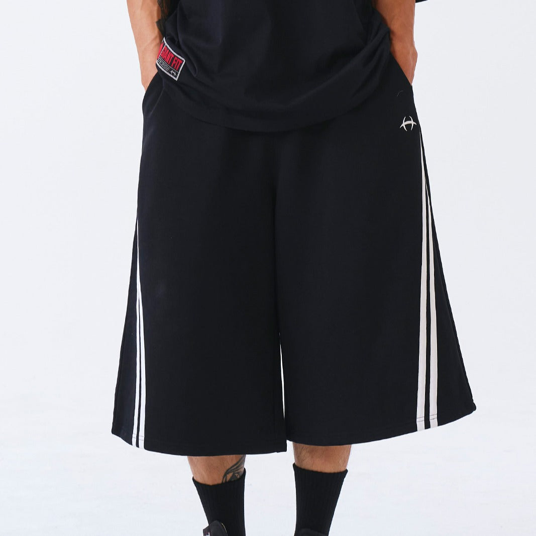 【新品預購】SOLID 百慕達運動短褲 黑色(男女同款)