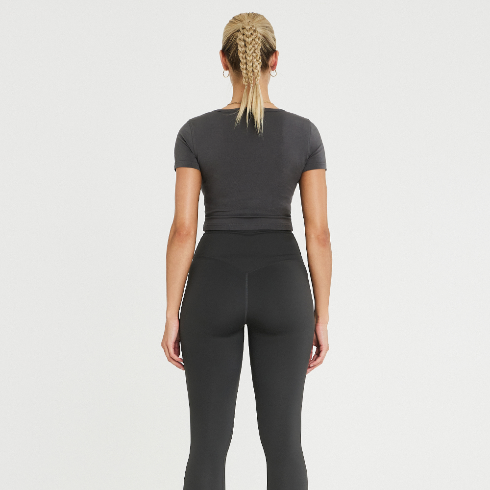 Symbol Deep Neck 短版運動短袖上衣 鐵灰色