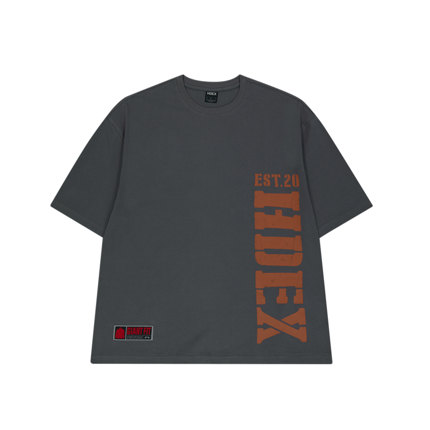 【新品預購】CORE BIG LOGO GIANT FIT 棉質短袖上衣 炭灰色