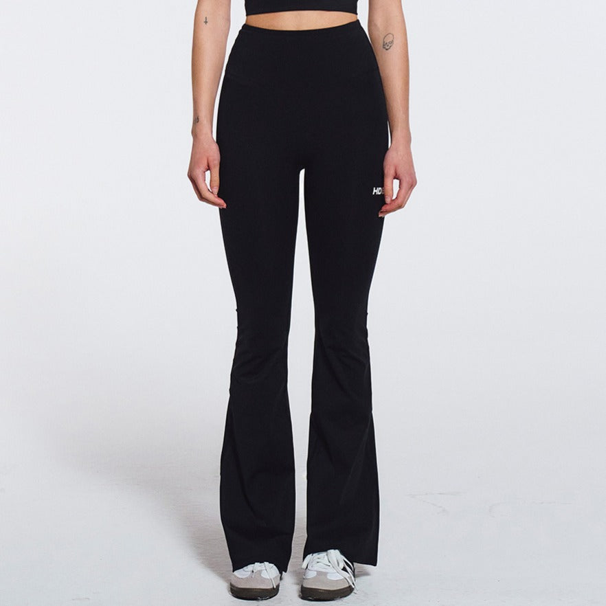 Firm Support 喇叭修身運動褲 黑色