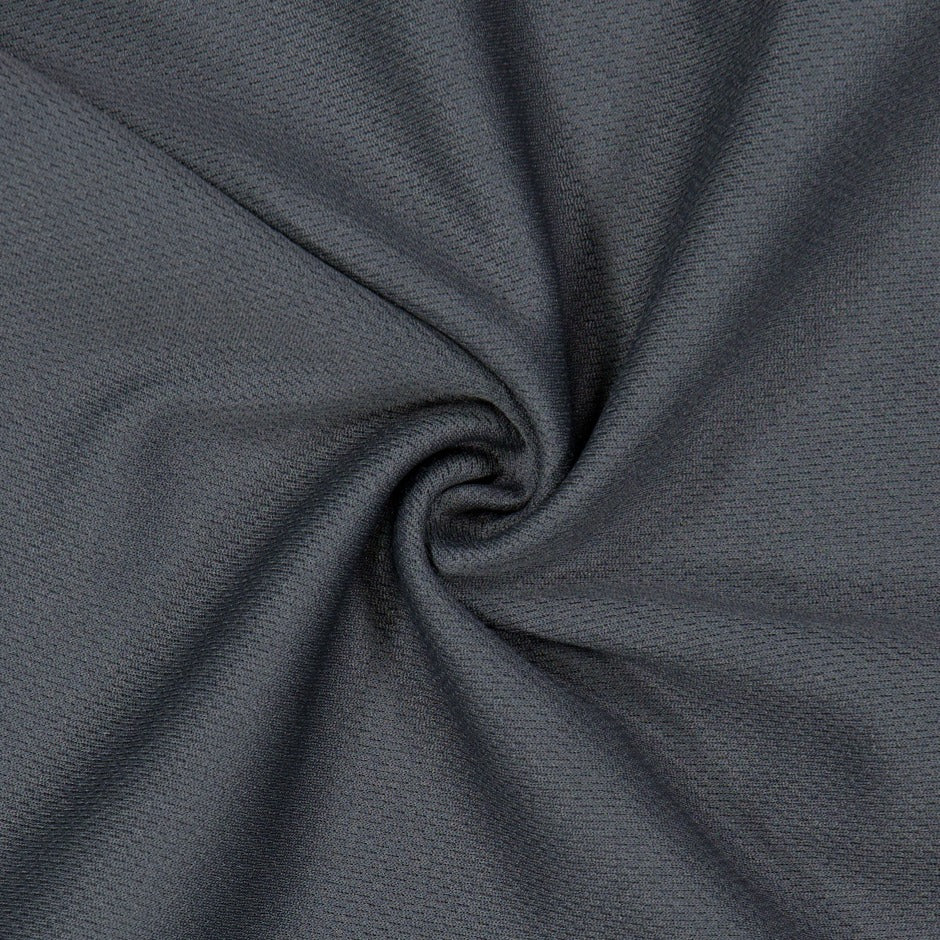 Giant Fit 透氣網眼百慕達運動短褲 黑色