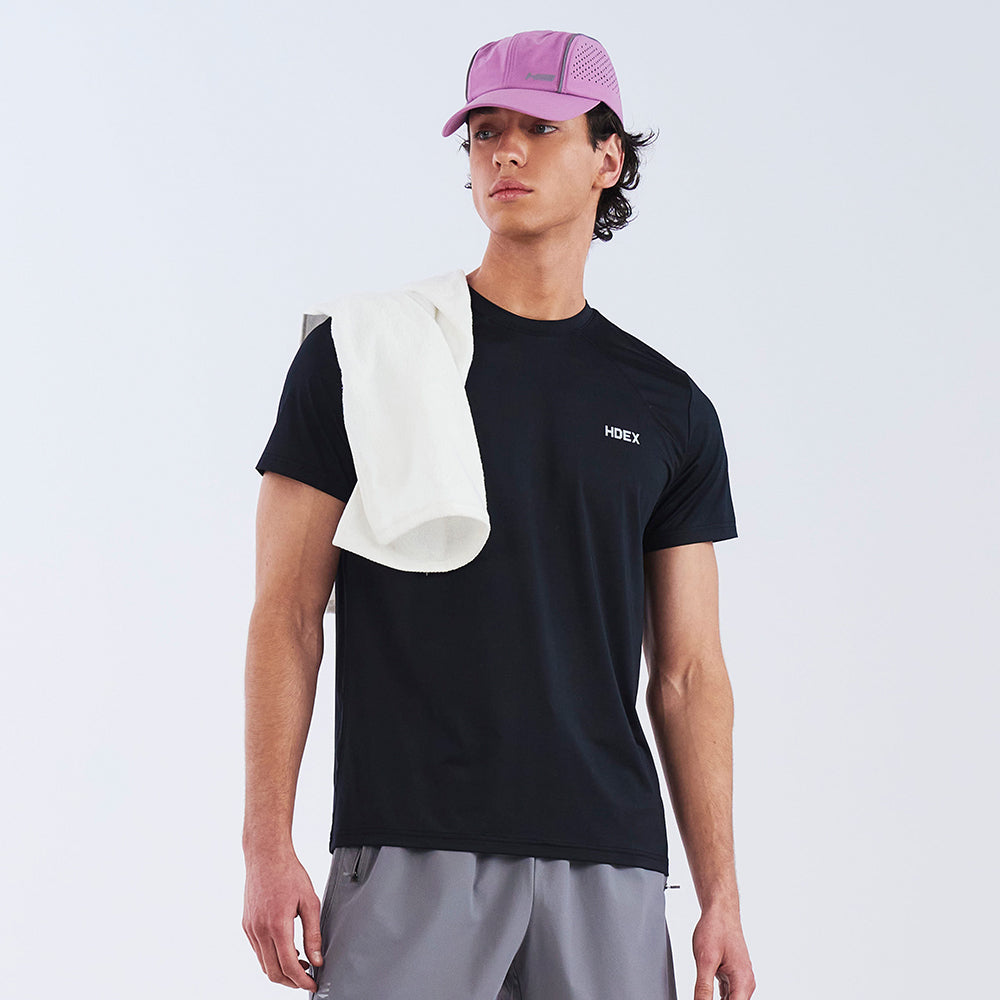 【新品預購】QUICK DRY MUSCLE FIT 短袖合身運動上衣 黑色