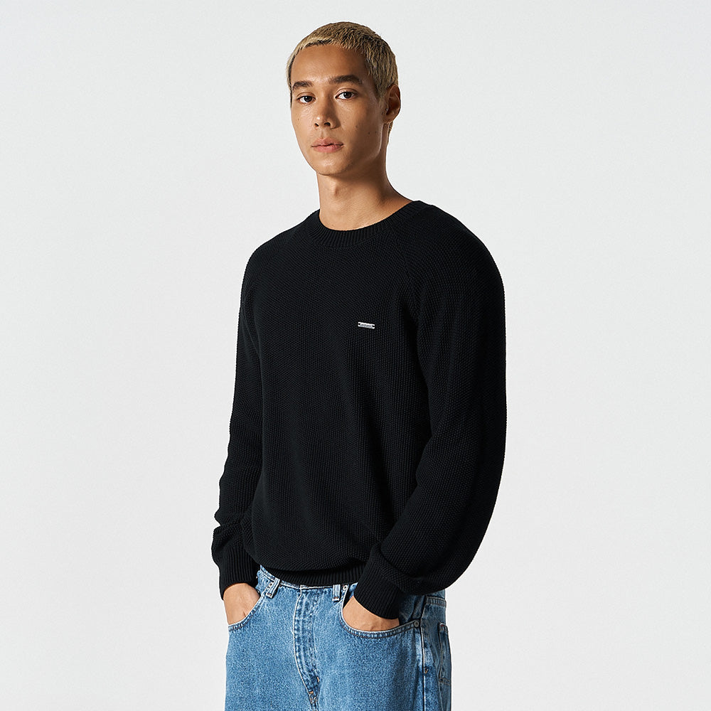 【早鳥優惠】Essential Muscle Fit 貼身針織毛衣 黑色