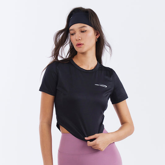 ASSIST CURVED HEM 弧擺修身短版運動上衣 黑色