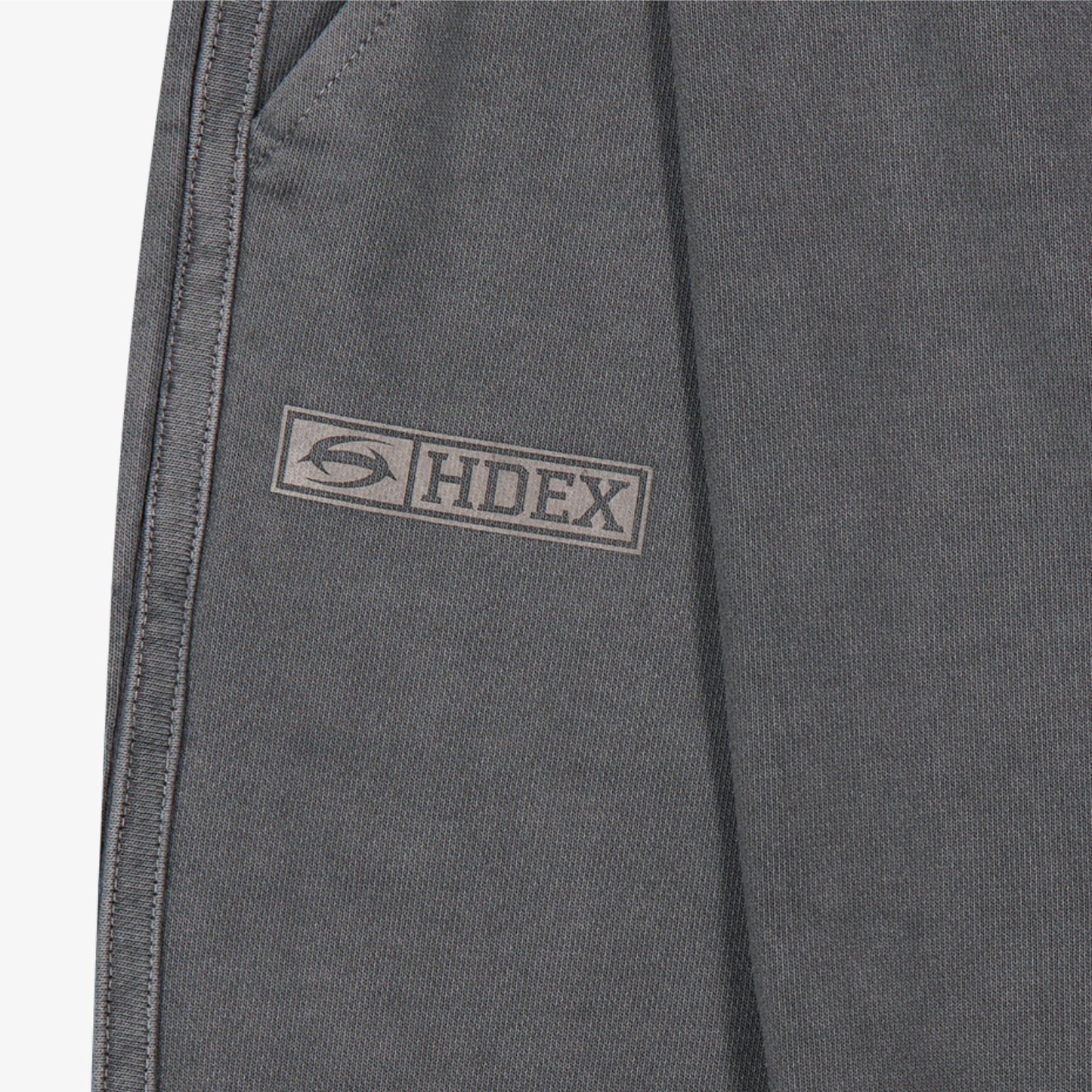 【早鳥優惠】Pigment Wide 水洗復古風寬鬆運動長褲 鐵灰色