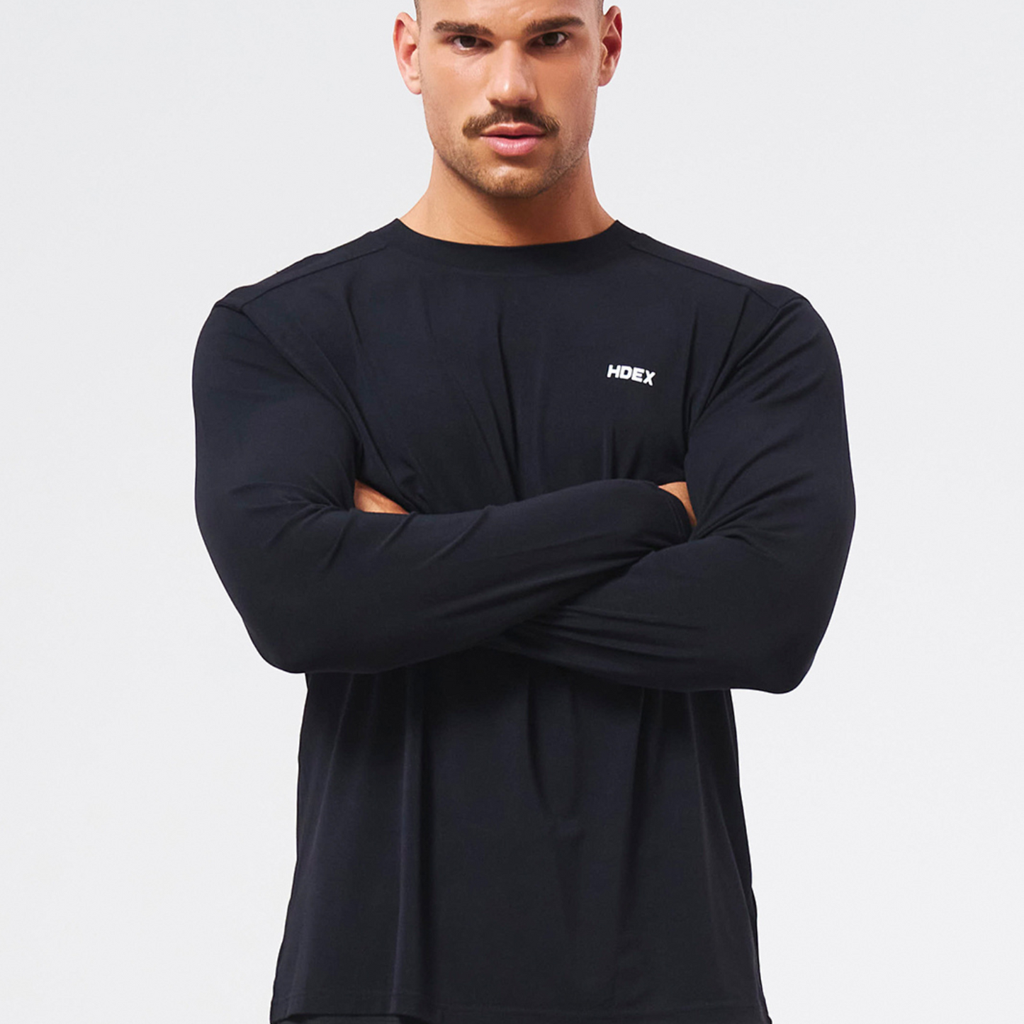 【新品預購】Brisen Muscle Fit 運動長袖上衣 黑色