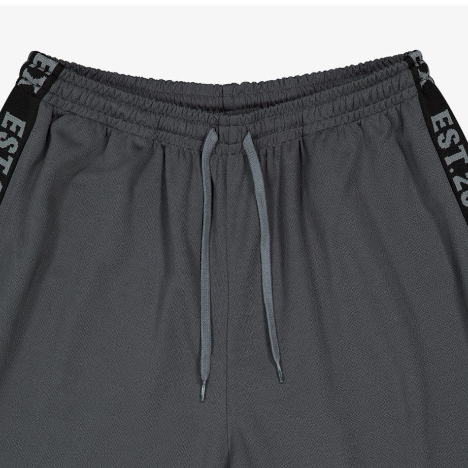 【新品預購】Tape Mesh 透氣網眼百慕達短褲 鐵灰色