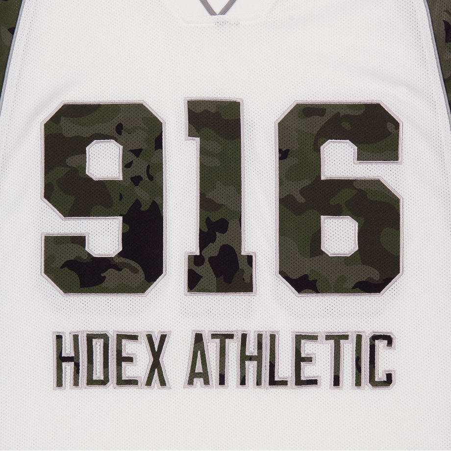 【新品早鳥優惠】Camo 916 迷彩拼接網眼短袖上衣 白色