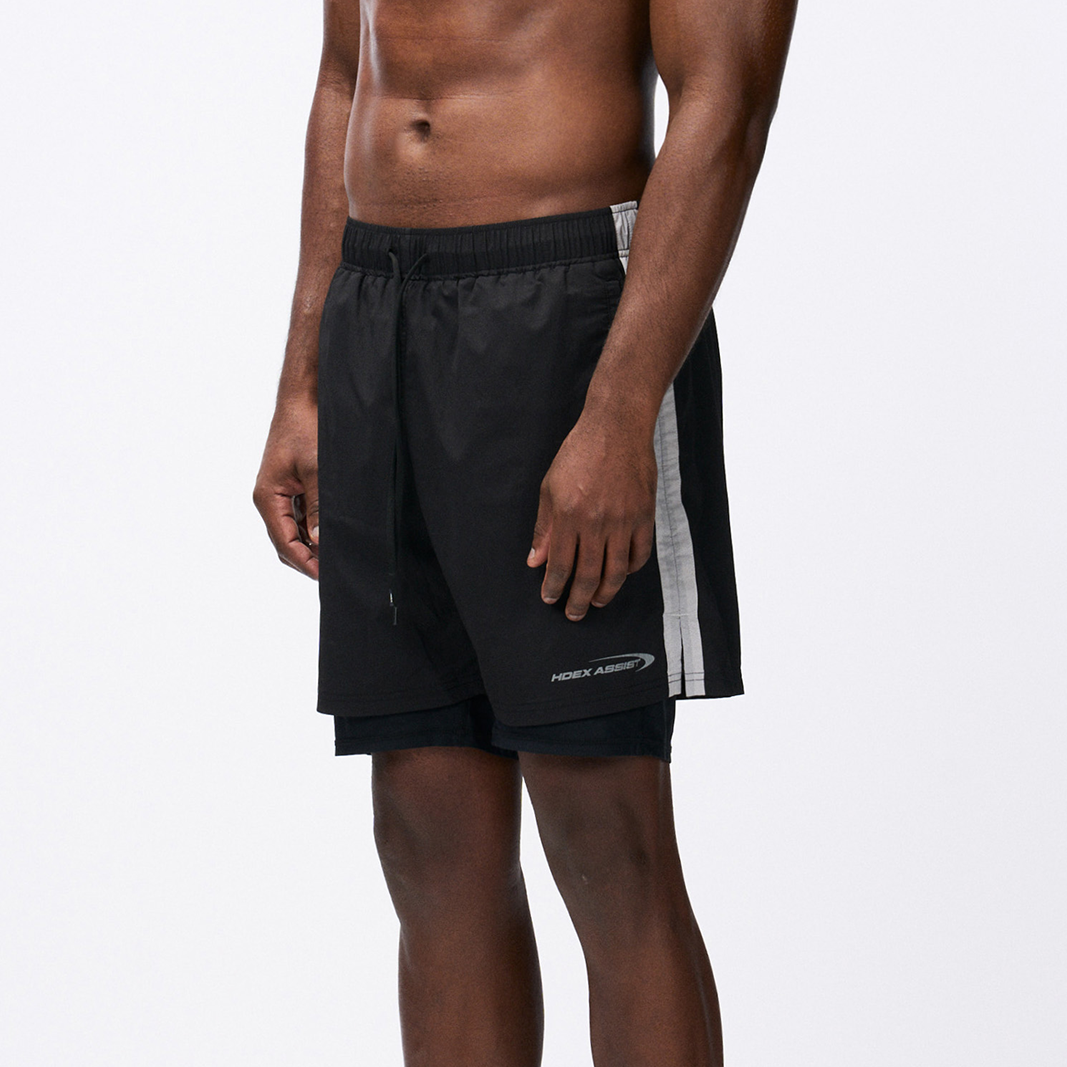 【新品早鳥優惠】Assist Active Running 滾邊運動短褲 黑色