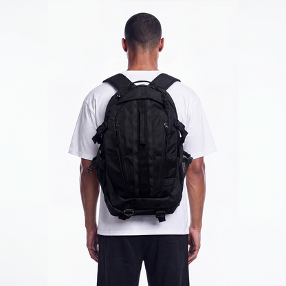 Delta String 休閒運動後背包 35L 黑色