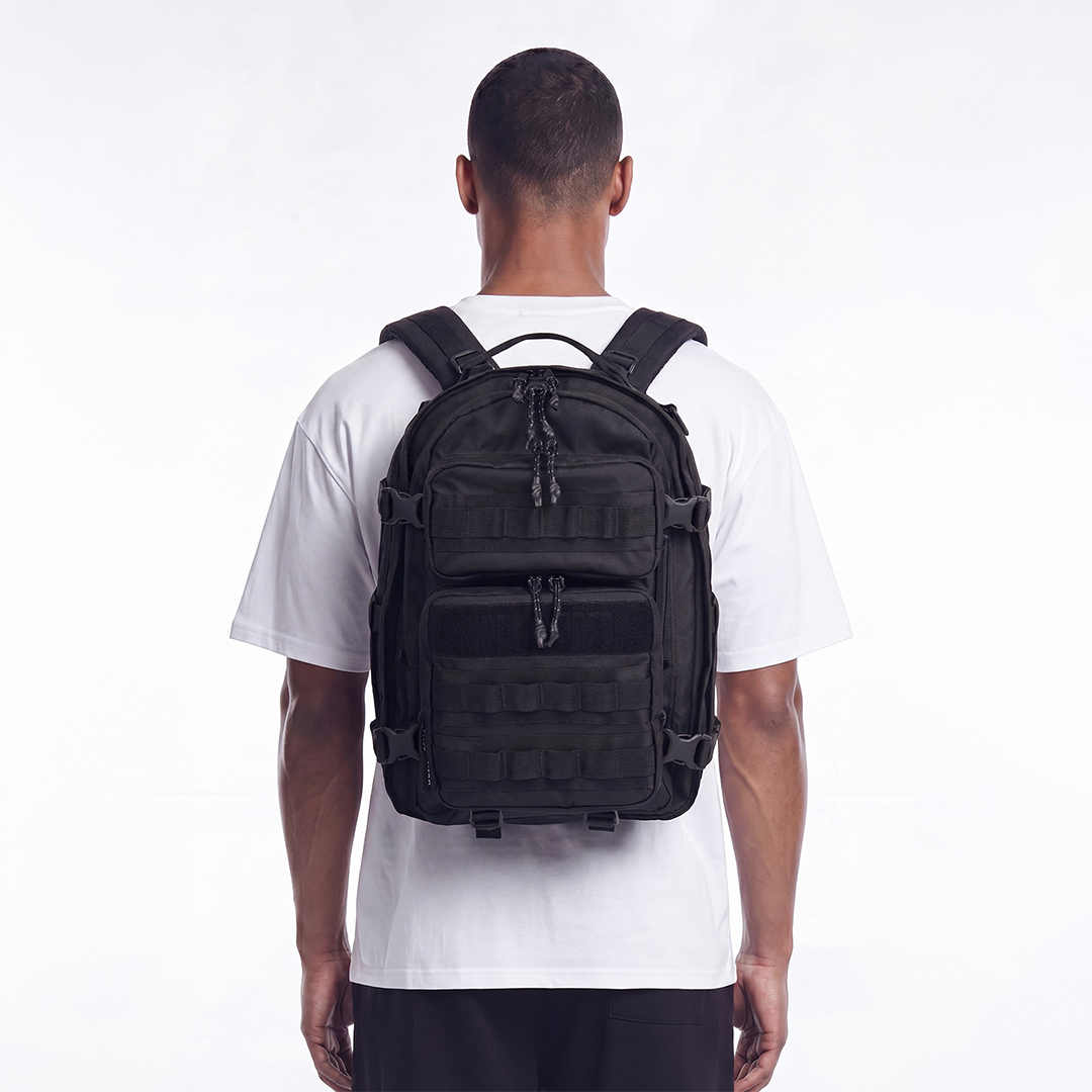 Gym Slim 多功能運動後背包 28L 黑色