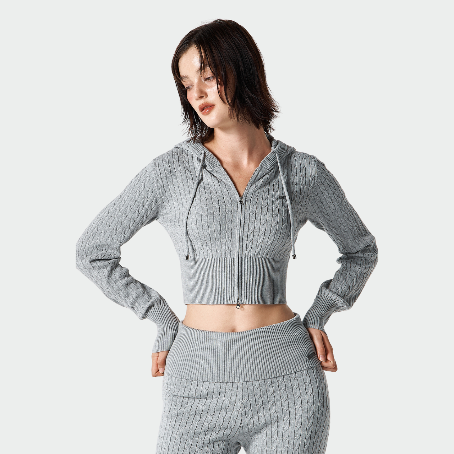 【早鳥優惠】Womens Cable 麻花針織短版連帽外套 麻花灰