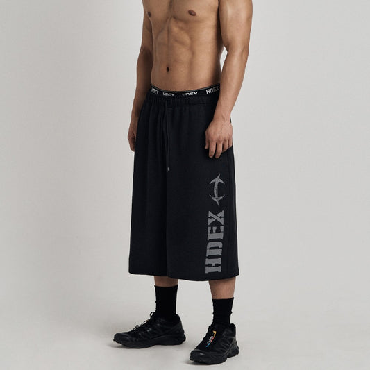 【新品早鳥優惠】Break Main Logo 百慕達運動短褲 黑色