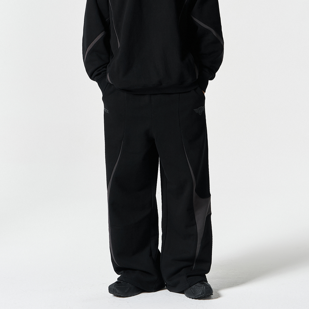 【早鳥優惠】Winged Logo Color Block 寬鬆運動長褲 黑色(男女同款)