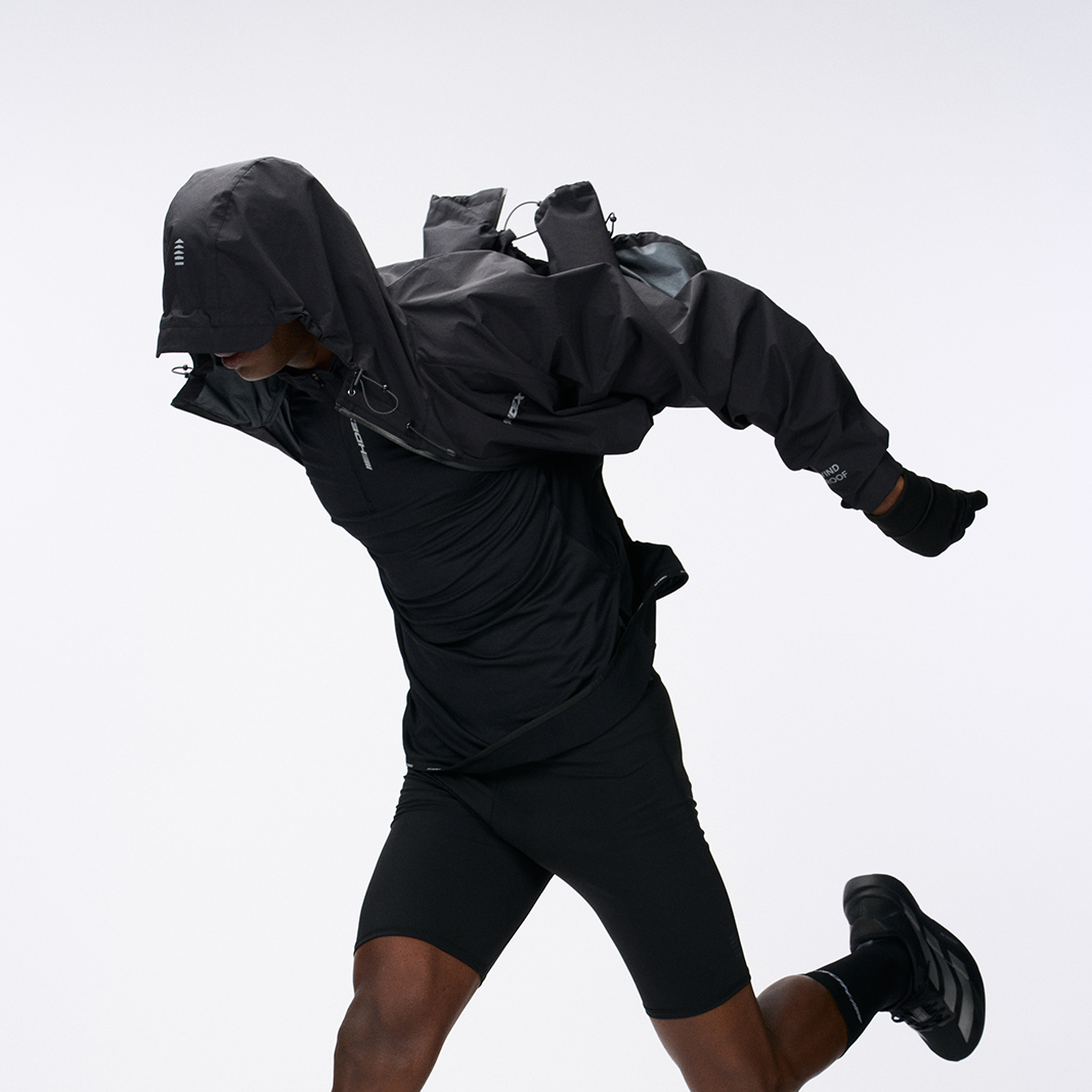 【新品早鳥優惠】Assist Steady Strom Shell 防風雨連帽外套 黑色