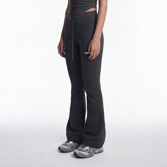 【新品早鳥優惠】Sophie 修身運動喇叭褲 麻花炭灰