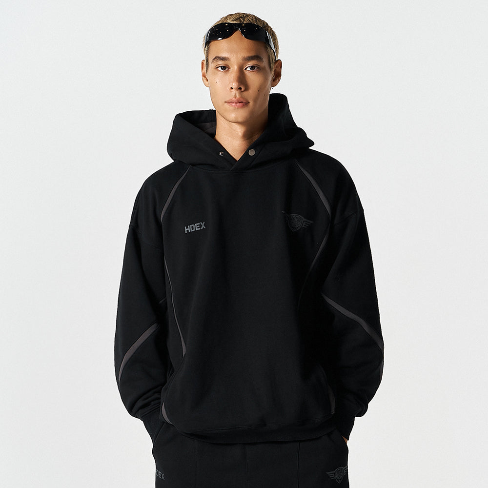 【早鳥優惠】Winged Logo Color Block 滾邊運動連帽上衣 黑色(男女同款)