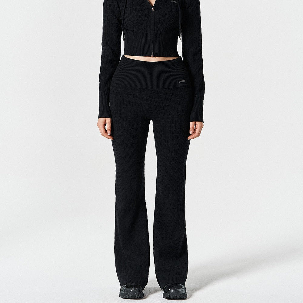 【早鳥優惠】Womens Cable 麻花針織修身喇叭褲 黑色