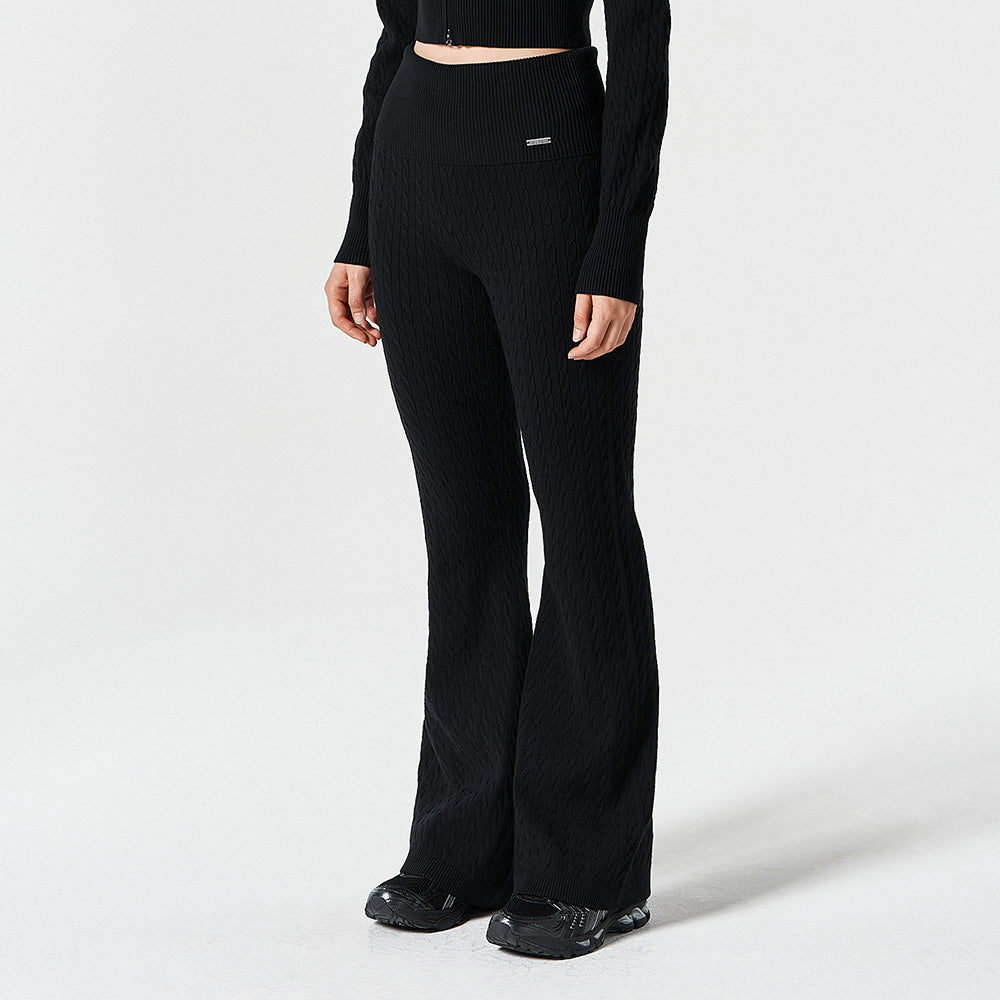 【早鳥優惠】Womens Cable 麻花針織修身喇叭褲 黑色