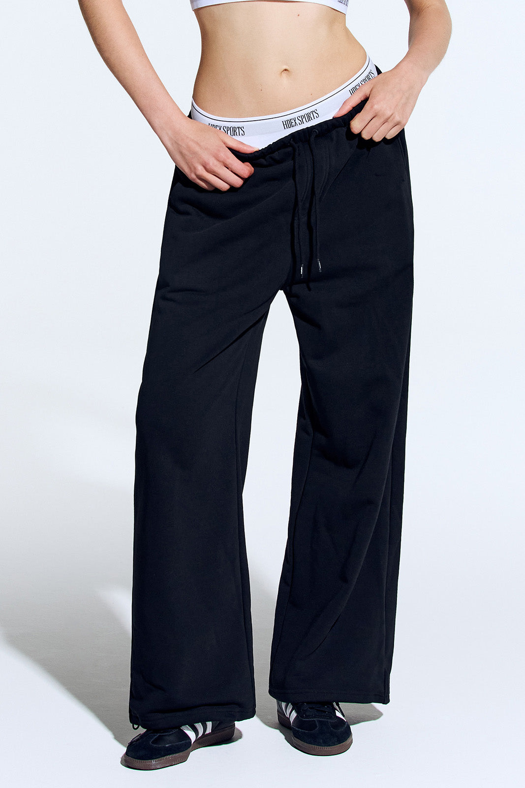 Banding Retreat 假兩件寬版休閒長褲 黑色