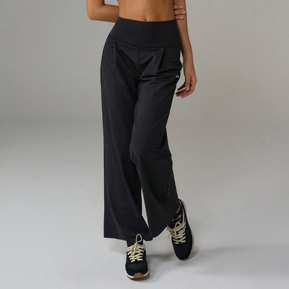 【新品早鳥優惠】Light Support Daily 修身寬版運動長褲 黑色