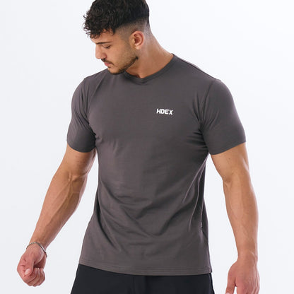 Main Small Logo Air Muscle Fit 短袖合身運動上衣 深灰色
