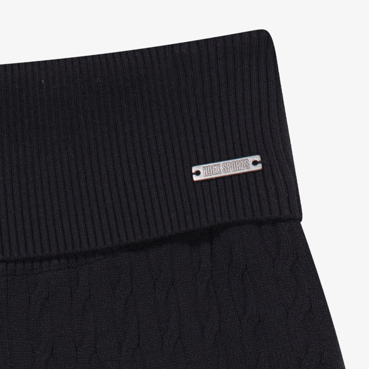 【早鳥優惠】Womens Cable 麻花針織修身喇叭褲 黑色