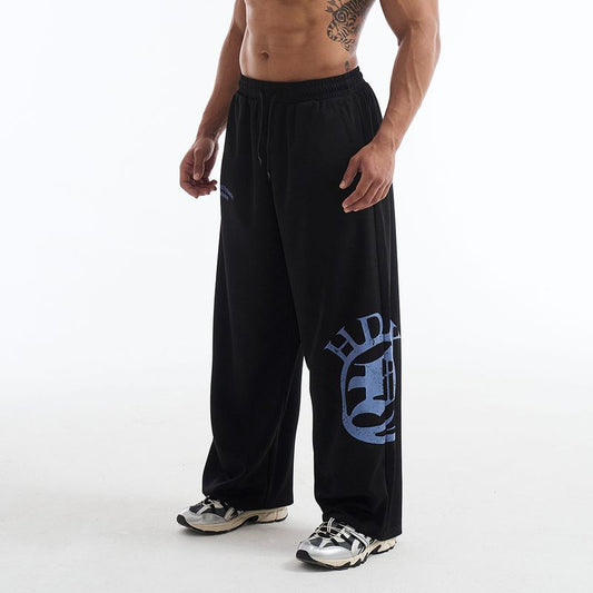 【新品早鳥優惠】Crown Giant Fit 透氣寬版運動長褲 黑色