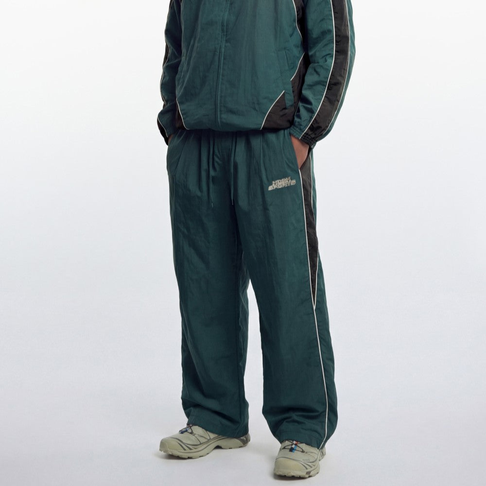 【新品早鳥優惠】Color Summit 寬版運動長褲 綠色(男女同款)