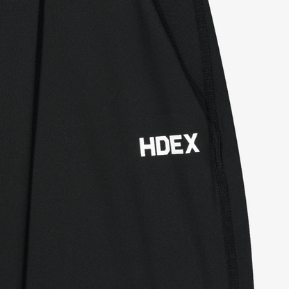 【新品早鳥優惠】Light Support Daily 修身寬版運動長褲 黑色