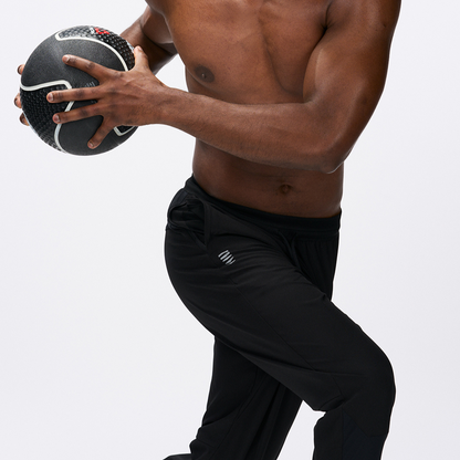 【新品早鳥優惠】Assist Perfoemance 運動長褲 黑色