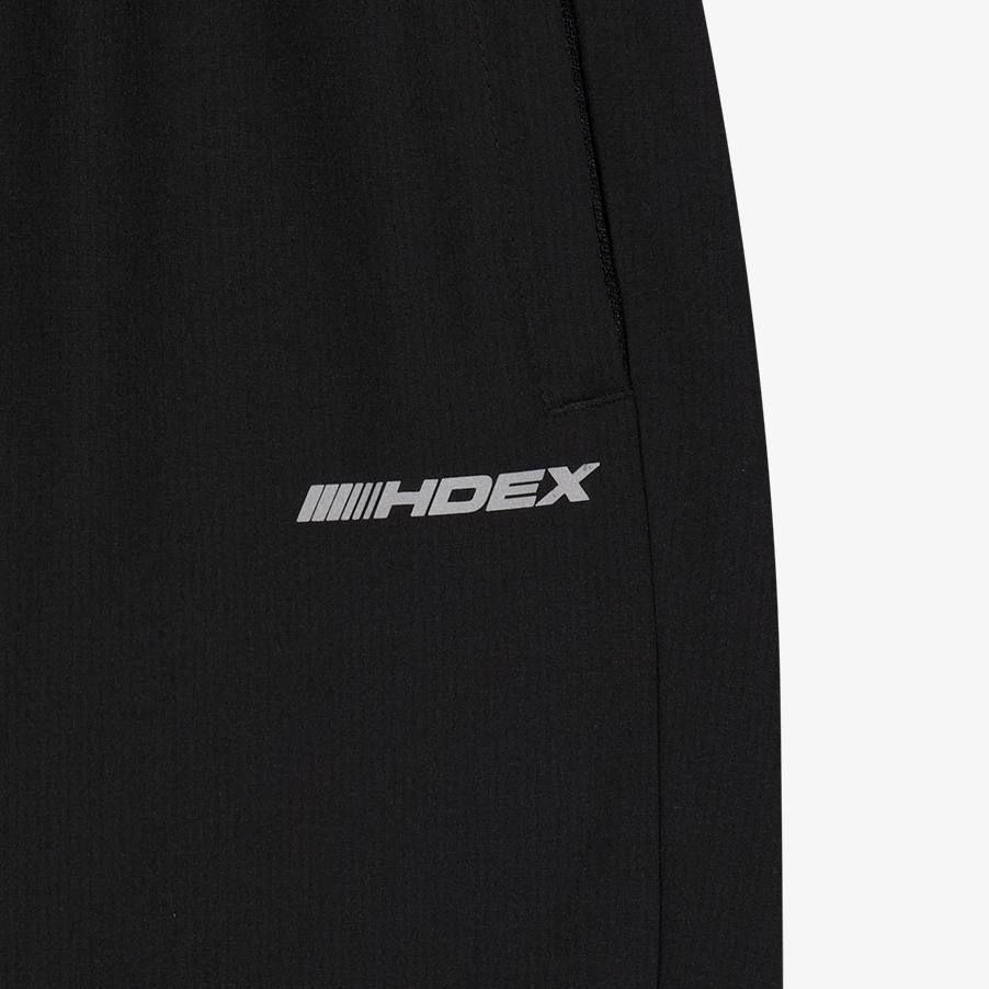 【新品早鳥優惠】Assist Perfoemance 運動長褲 黑色