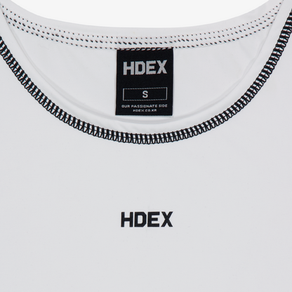 【新品早鳥優惠】Pro Stitch 車線短版削肩背心 白色